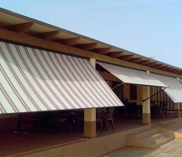 Fabricación Suministro e Instalación de Toldos y Escrines en Santo Domingo
