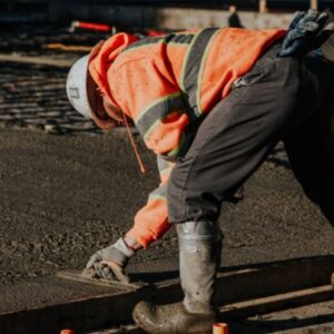 Técnico de instalación de hormigón pavimentado de todo tipo en Santo Domingo